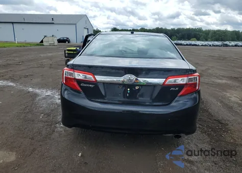 2012 Toyota Camry Base z USA, uszkodzony, nr VIN 4T4BF1FK0CR185896